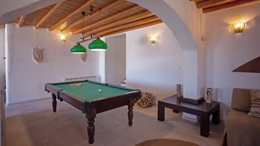 Villa Persea 2