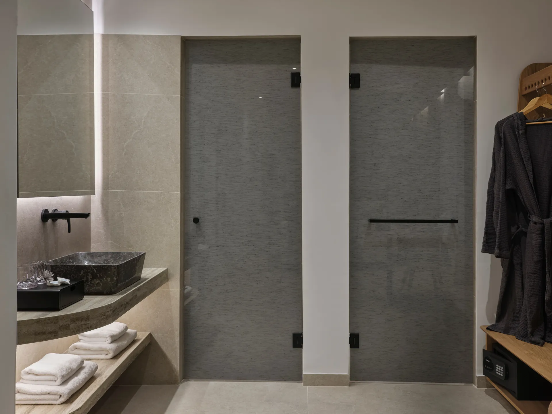 Aires Suites