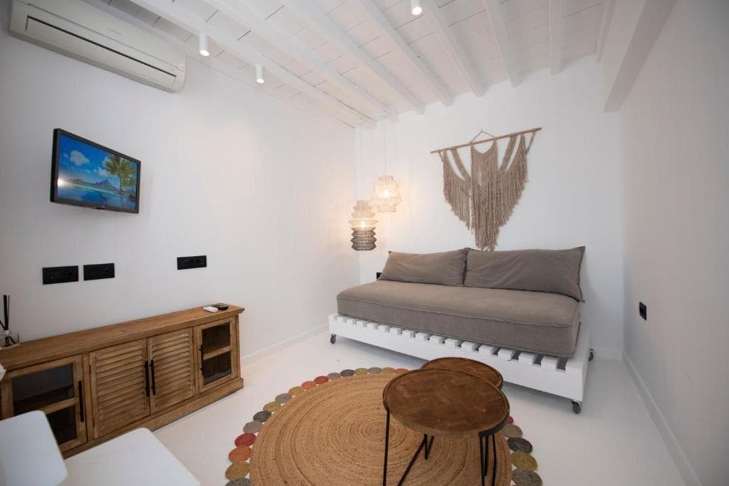 Yalos View Suite by Toy Mykonos