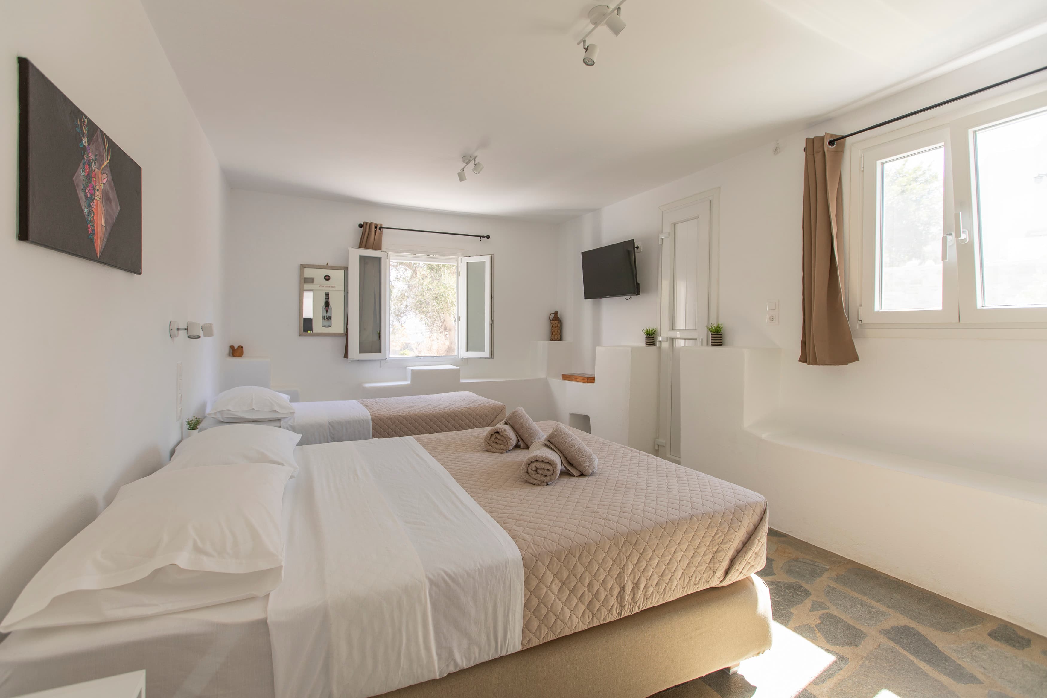 Atena Apartments