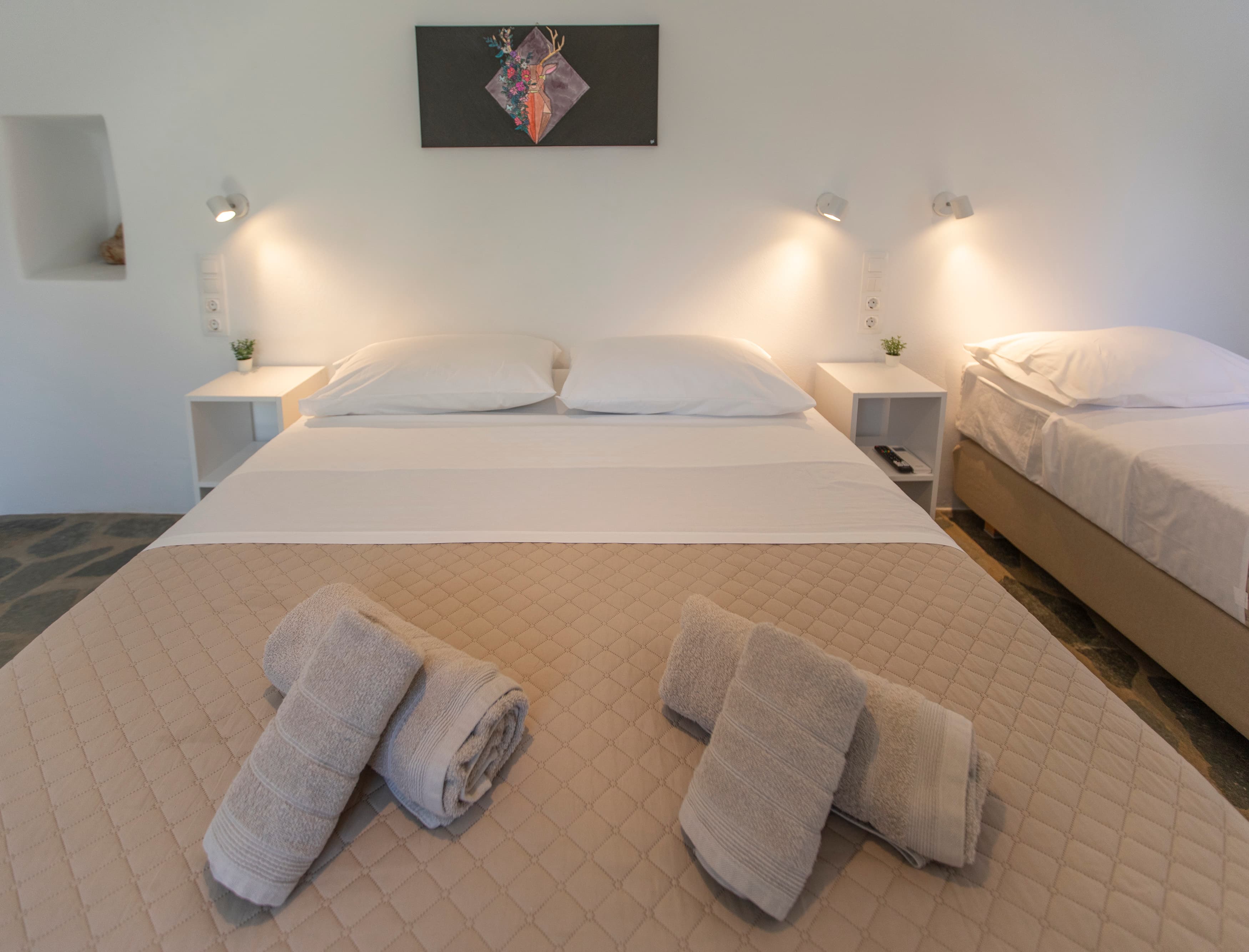 Atena Apartments