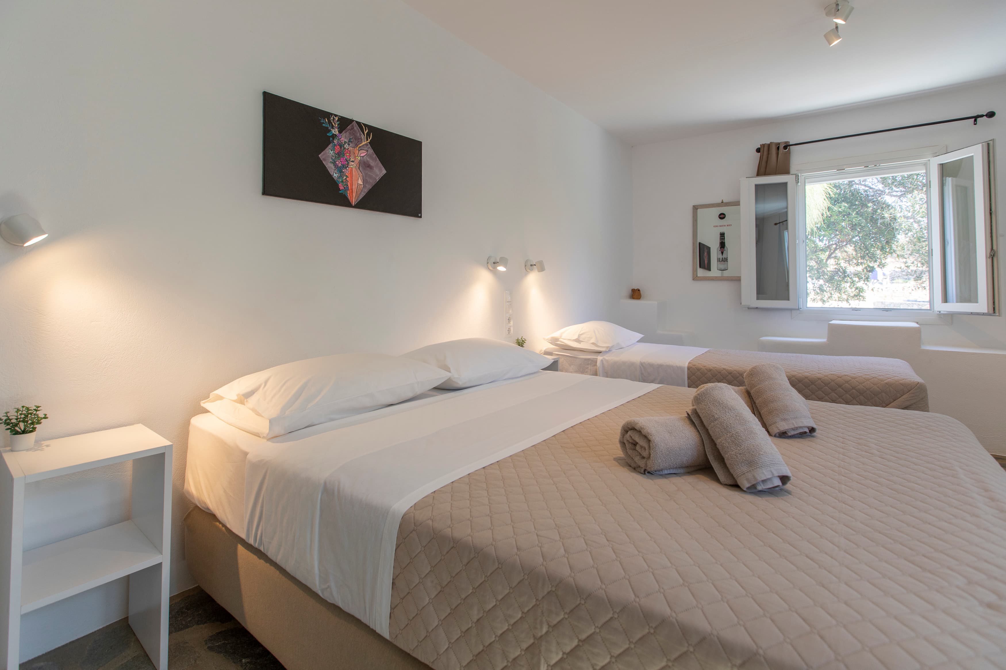 Atena Apartments