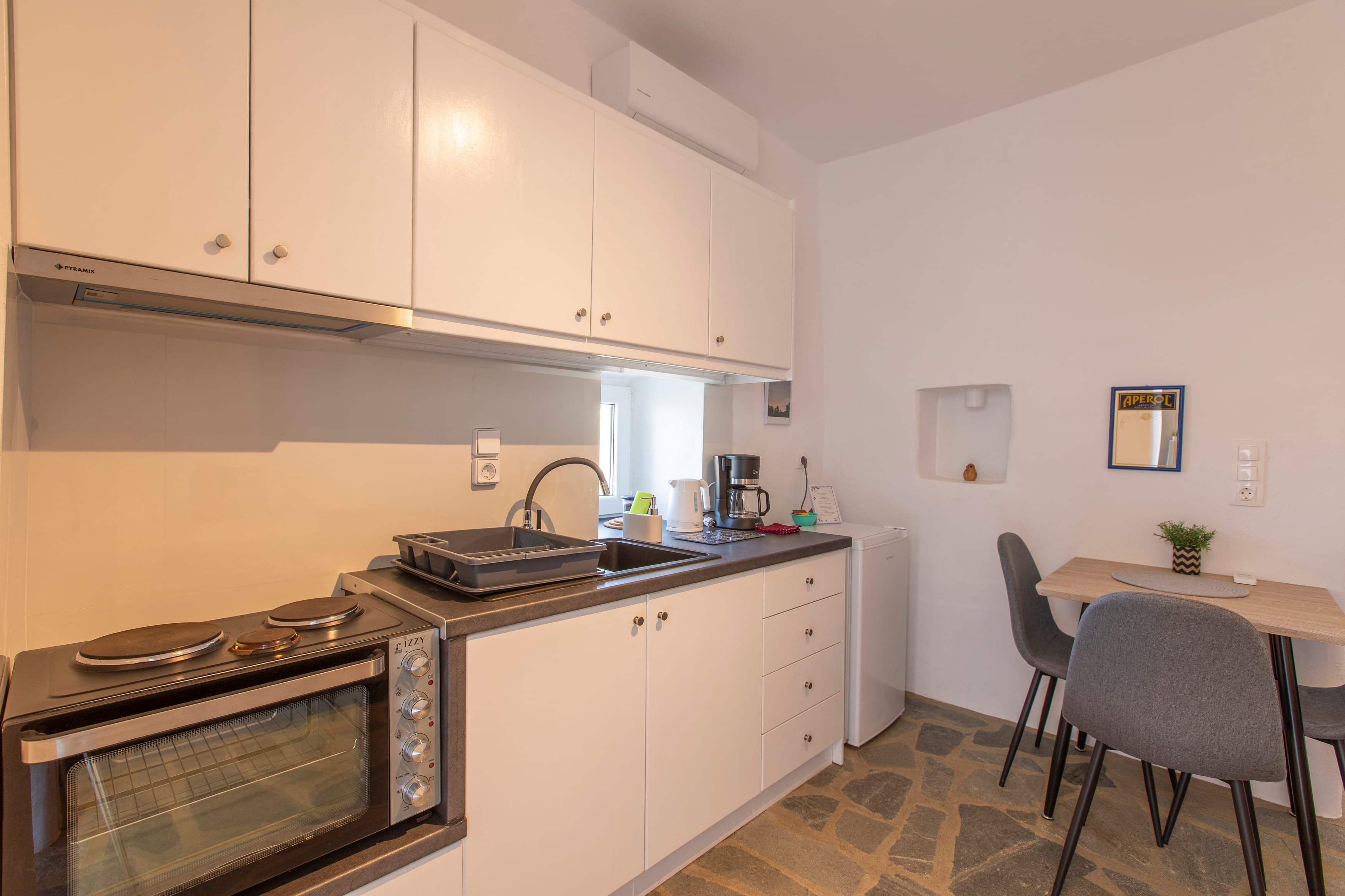 Atena Apartments