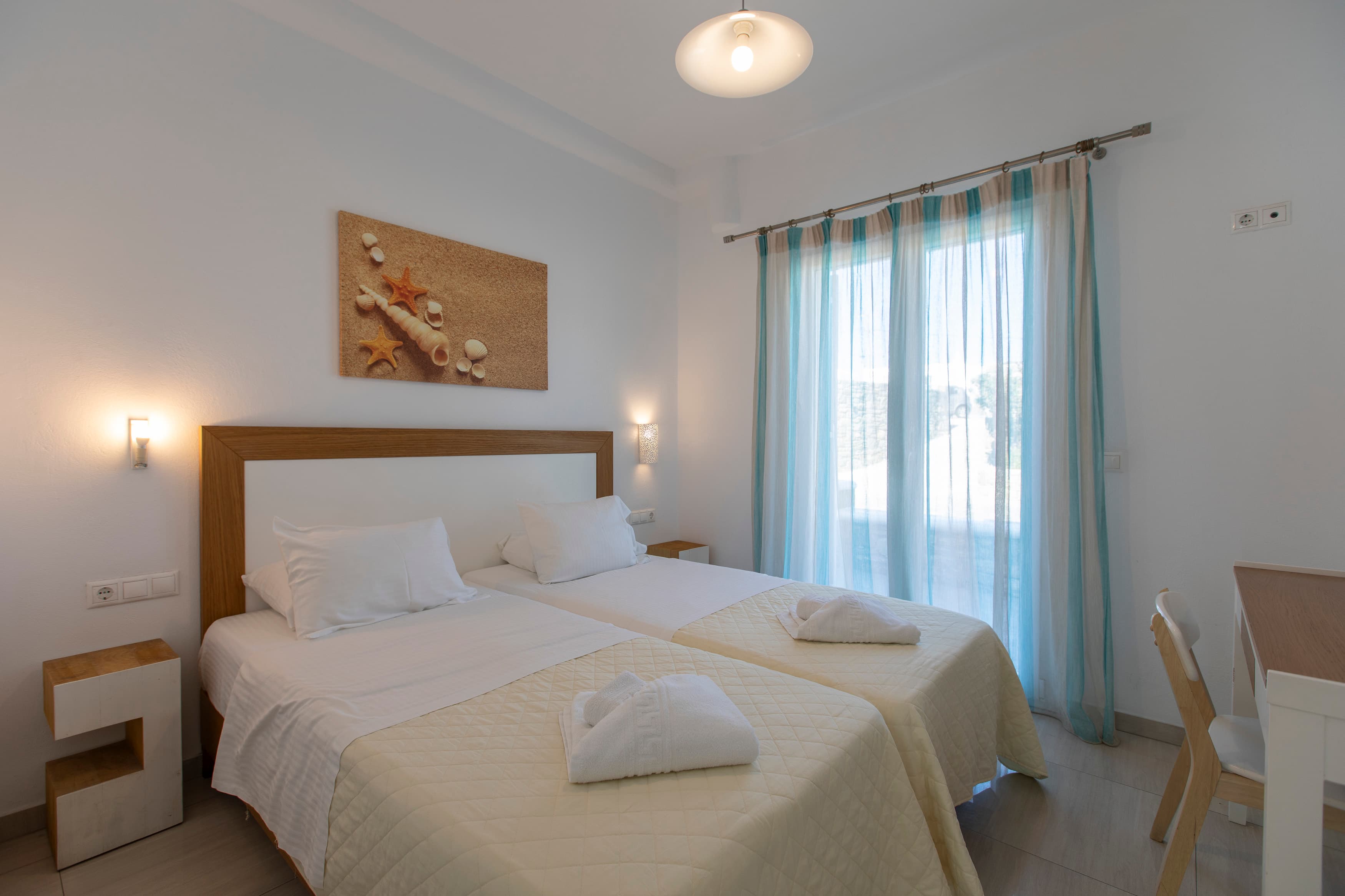Korfos Beach Rooms