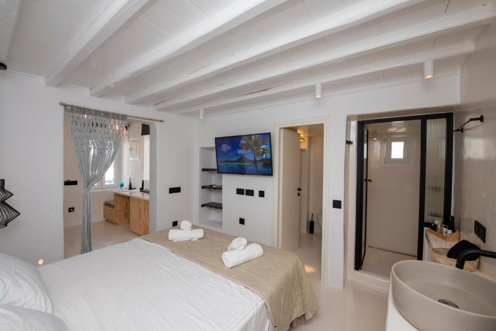 Yalos View Suite by Toy Mykonos