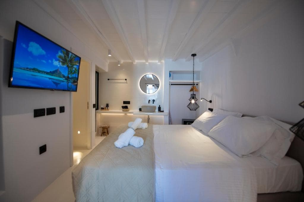 Yalos View Suite by Toy Mykonos