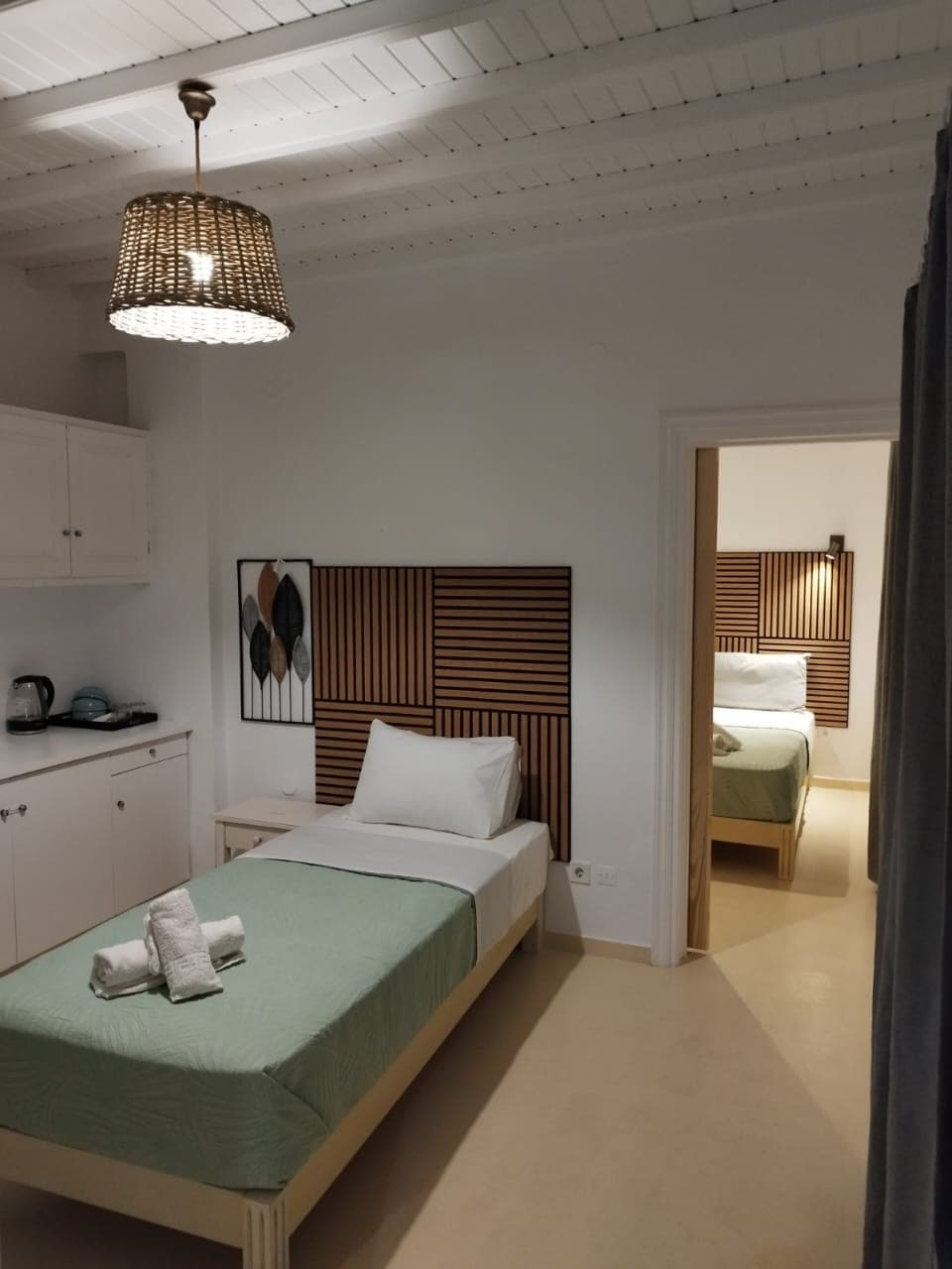 Niko Rooms