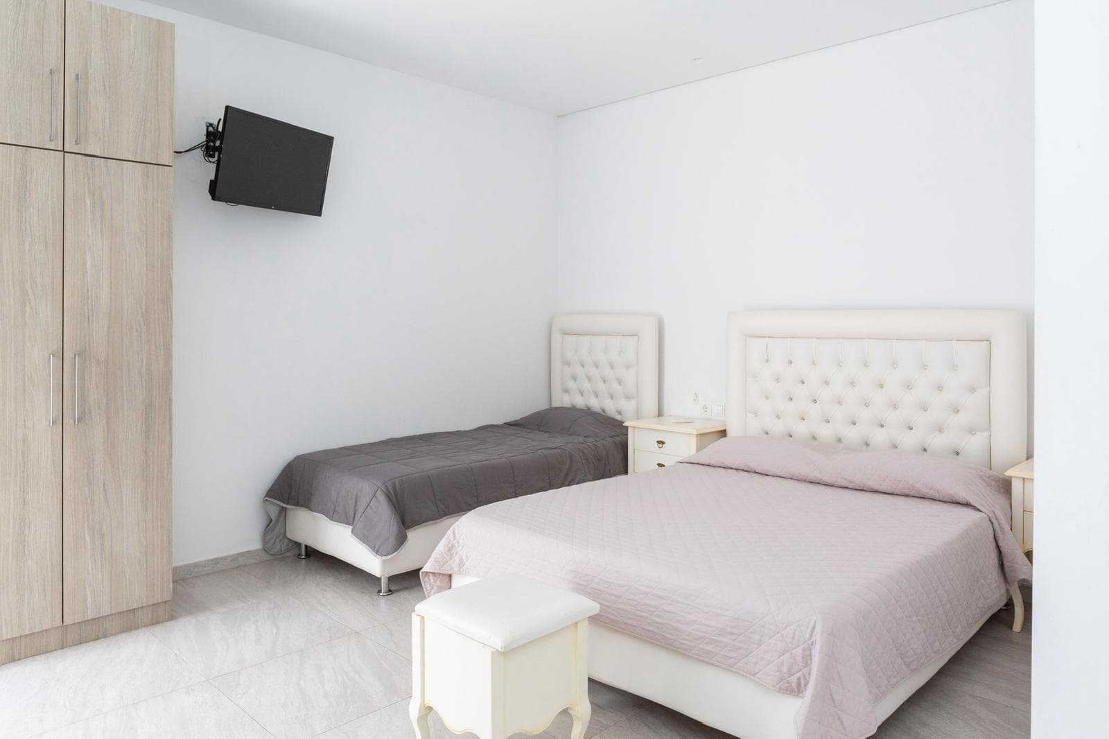 La Villa Rooms