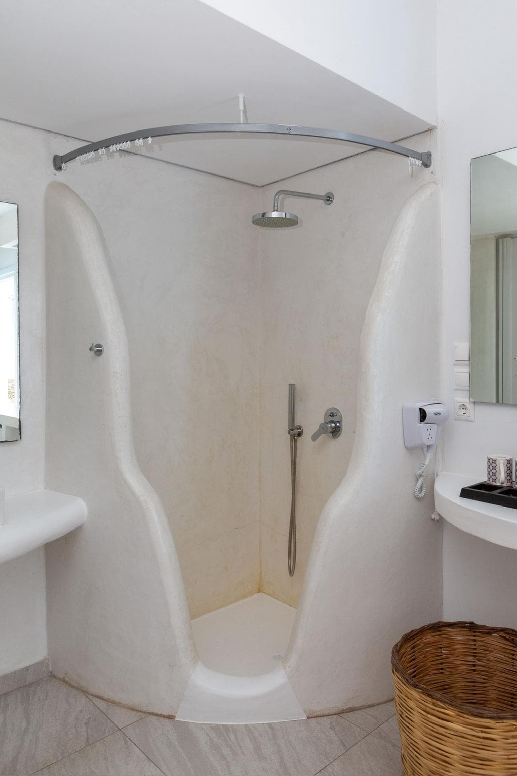 La Villa Rooms