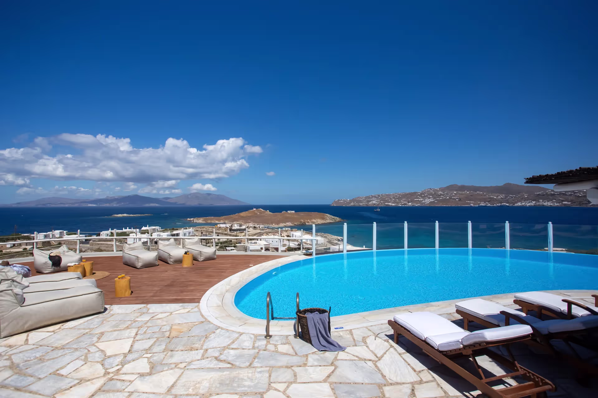 Villa Persea 2